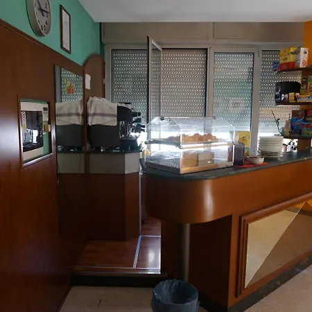 San Marco فندق بيزارو